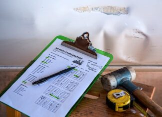 Co można położyć na podłogę zamiast paneli?