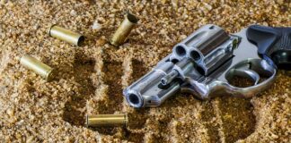 Jaki rewolwer na początek?